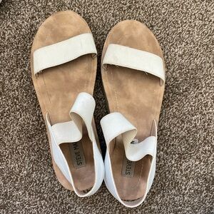 Steve Madden white sandal size 7